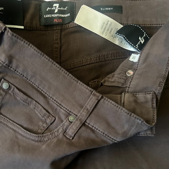 7 for all mankind LUXE PERFORMANCE PLUS SLIMMY IN BROWN - Picture 3 of 6